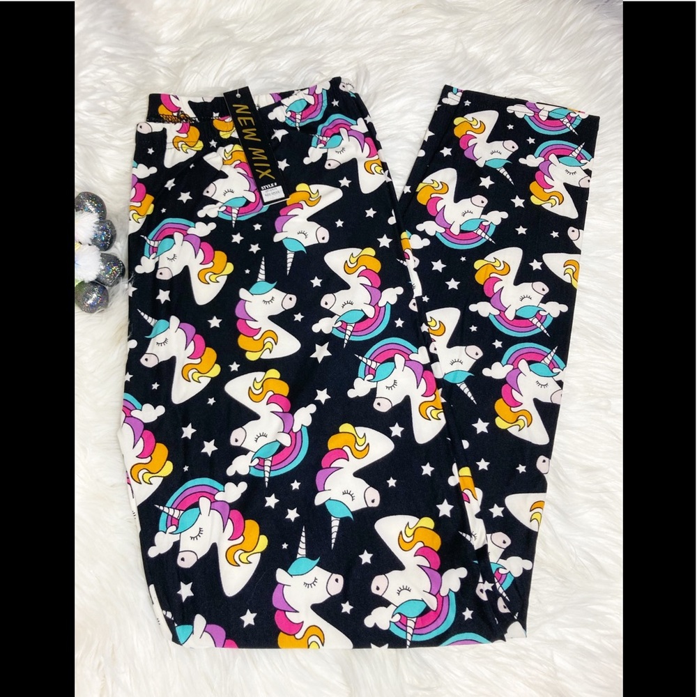 🌈🦄!!New!! Soft Rainbow Unicorn Leggings TC2